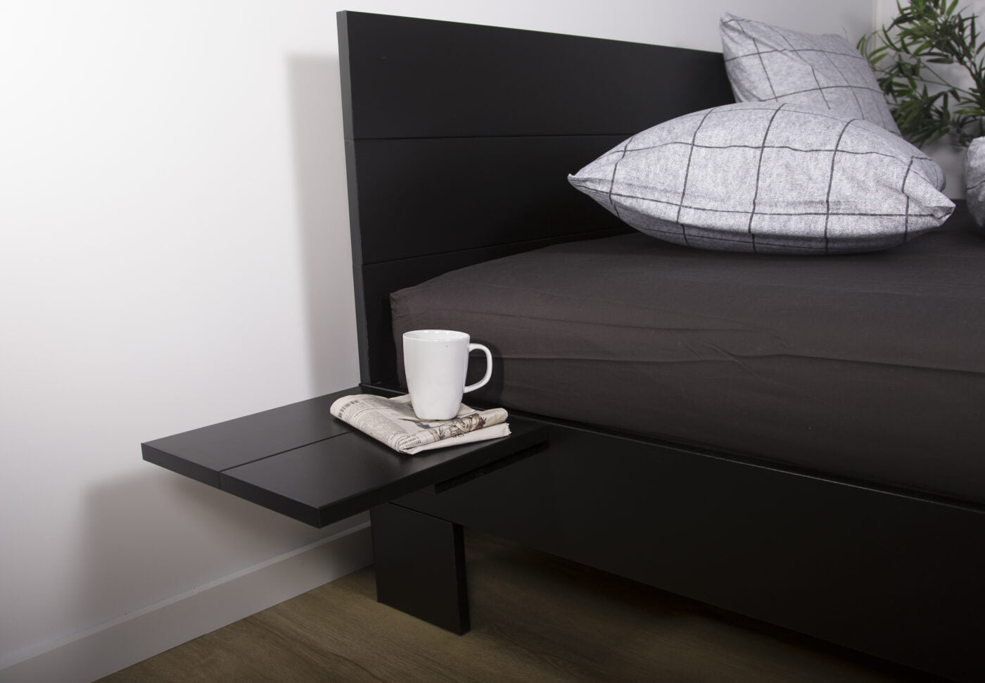 Vita bed by Kôkon